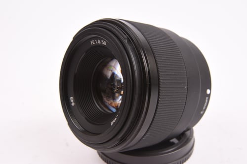 thumbnail-5 for Sony FE 50mm f/1.8