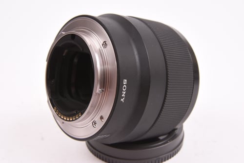 thumbnail-3 for Sony FE 50mm f/1.8