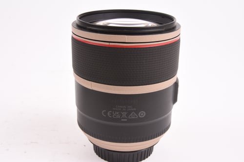 thumbnail-1 for Canon EF 85mm f/1.4 L IS