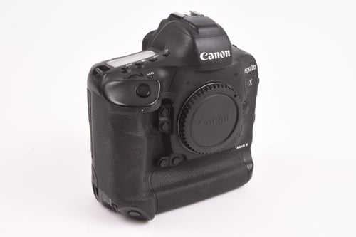 thumbnail-1 for Canon EOS 1DX II Body