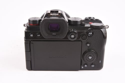 thumbnail-4 for Panasonic S5 w/ 20-60mm / Smallrig Cage