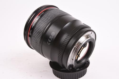 thumbnail-4 for Canon EF 24mm f/1.4 L II