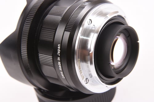 thumbnail-6 for Voigtlander 15mm f/4.5 Super Wide Heliar III for Leica M