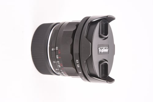 thumbnail-3 for Voigtlander 15mm f/4.5 Super Wide Heliar III for Leica M