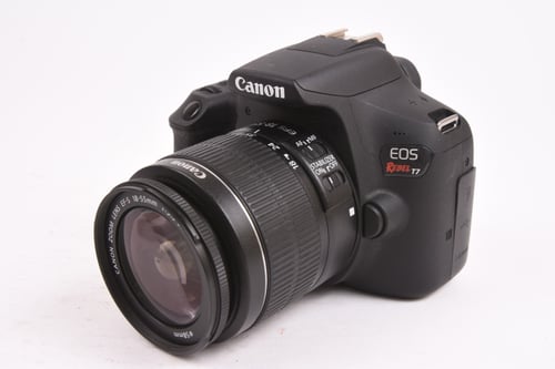 Canon Rebel T7 w/18-55mm
