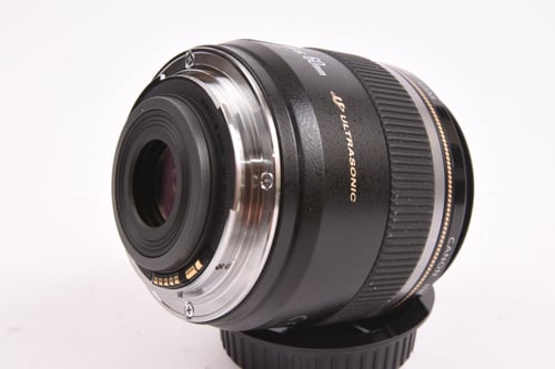 thumbnail-3 for Canon EFS 60mm f/2.8 Macro USM