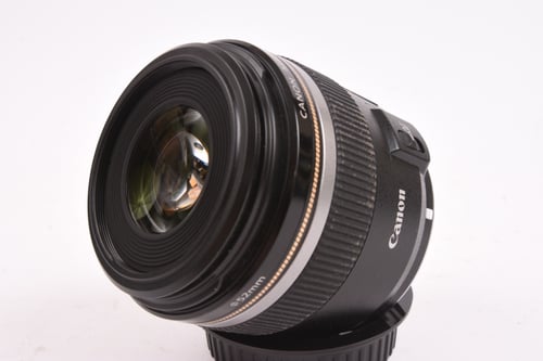 thumbnail-5 for Canon EFS 60mm f/2.8 Macro USM