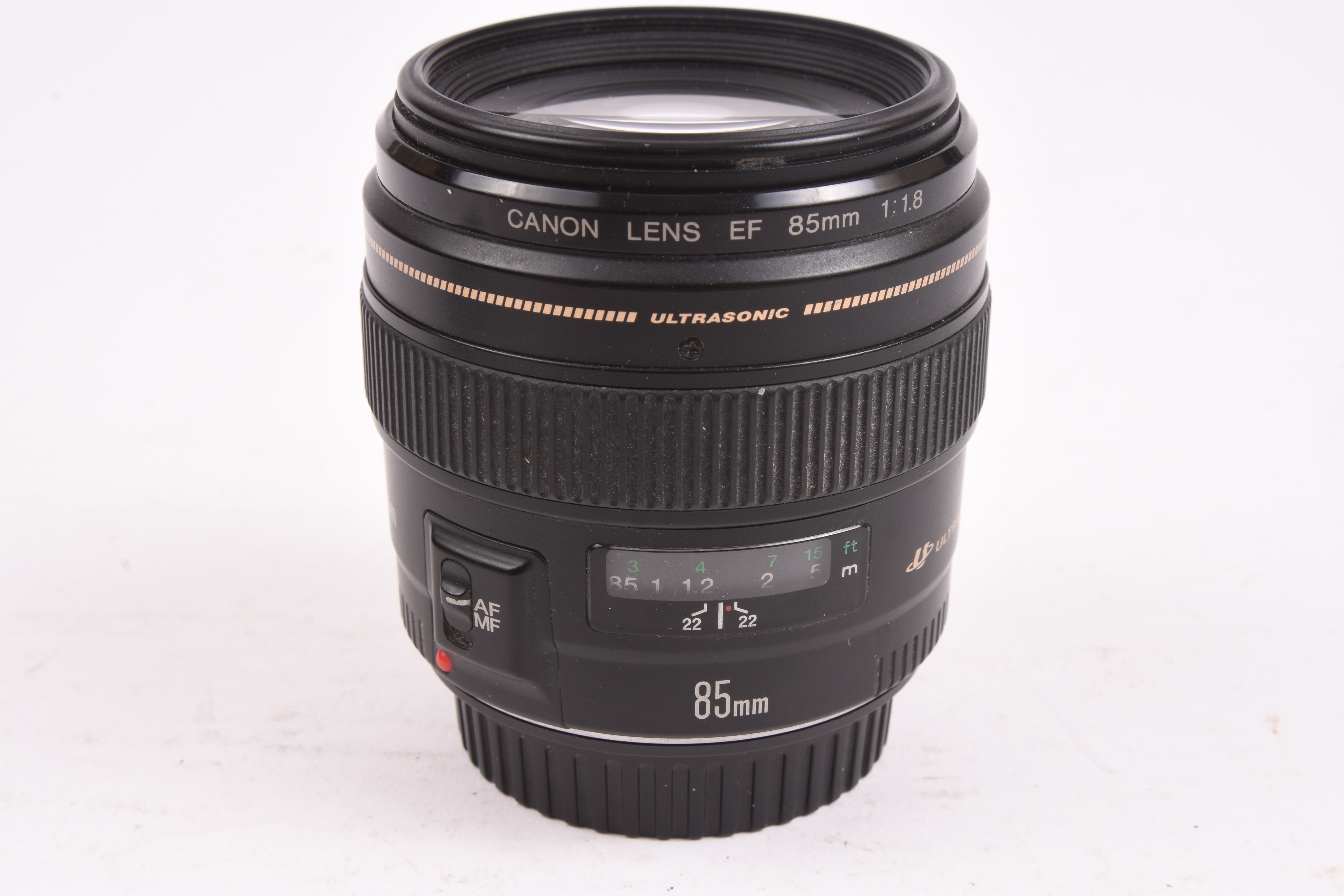 Canon 85mm f/1.8 USM — image 1