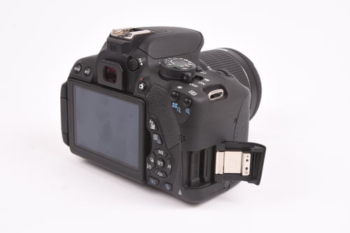 thumbnail-3 for Canon EOS 700D (Rebel T5i) w/18-55mm