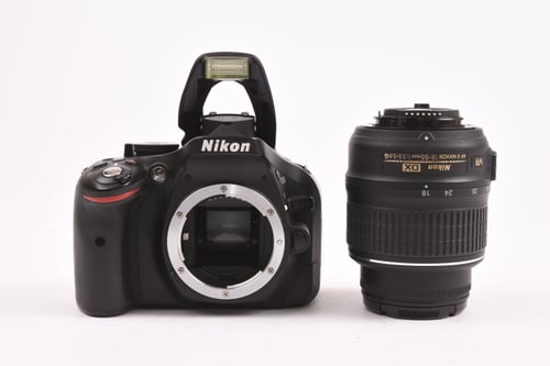 thumbnail-7 for Nikon D5200 w/ 18-55mm