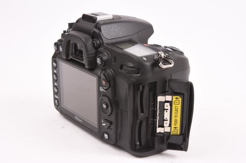 thumbnail-3 for Nikon D7000 Body