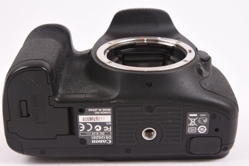 thumbnail-5 for Canon EOS 7D Body