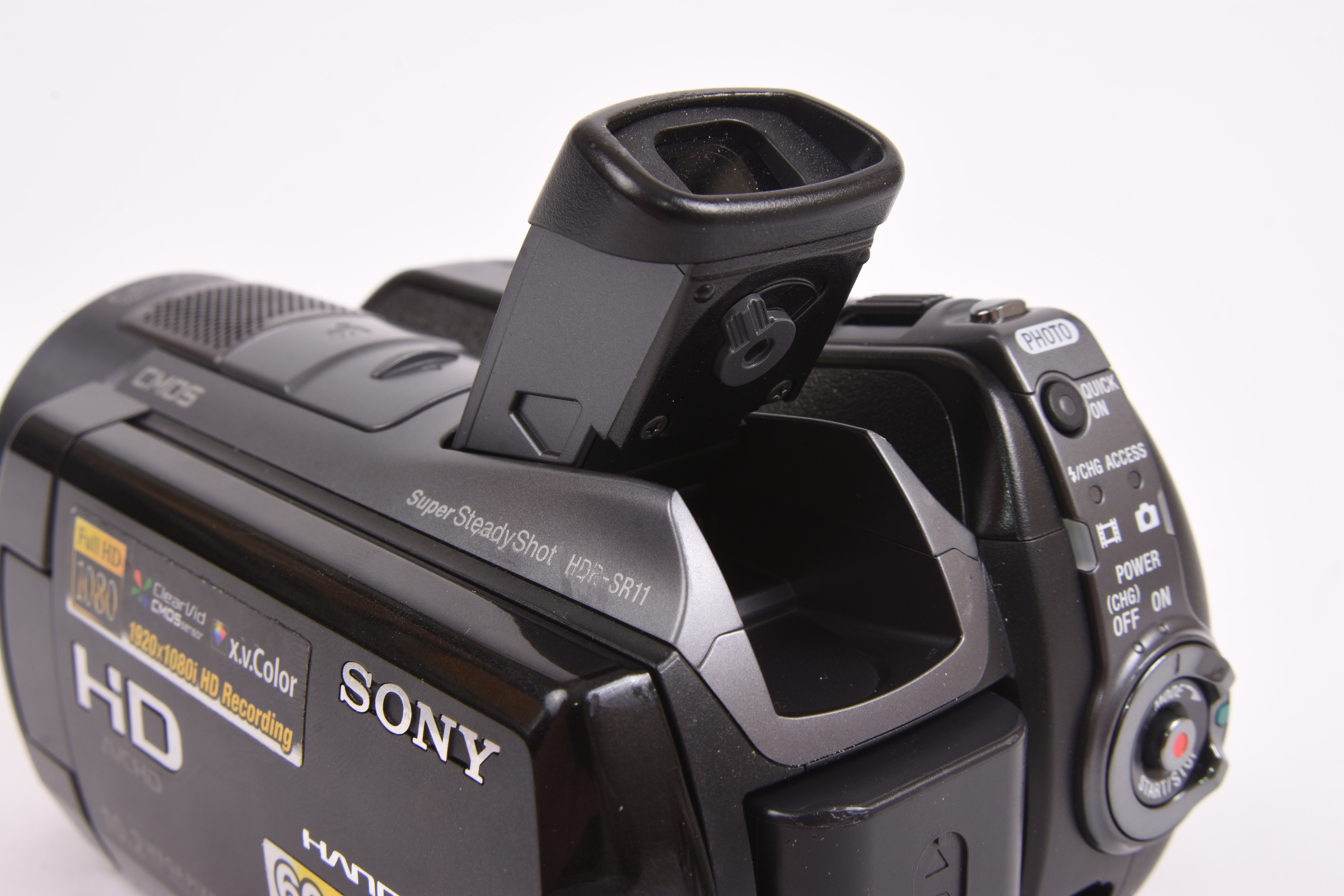 Sony Handycam HDR-SR11 | GearFocus