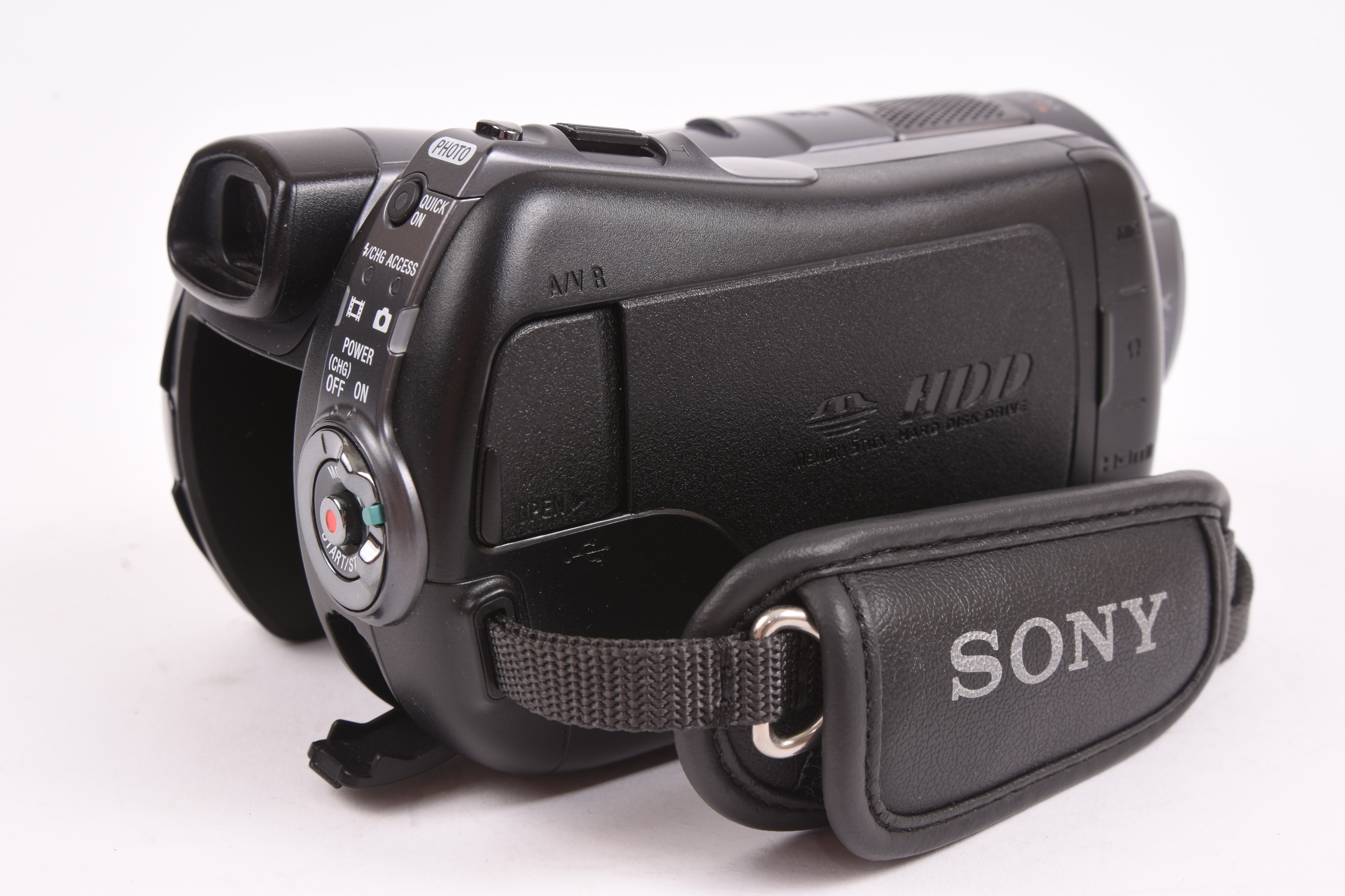 Sony Handycam HDR-SR11 | GearFocus