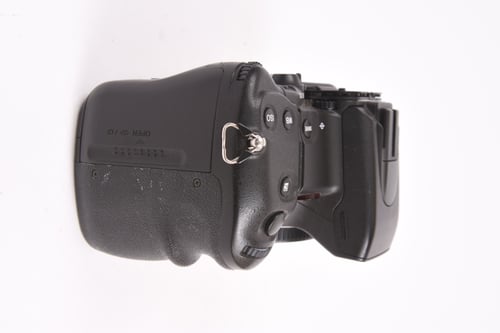 thumbnail-2 for Sony a700 Body SC:N/A