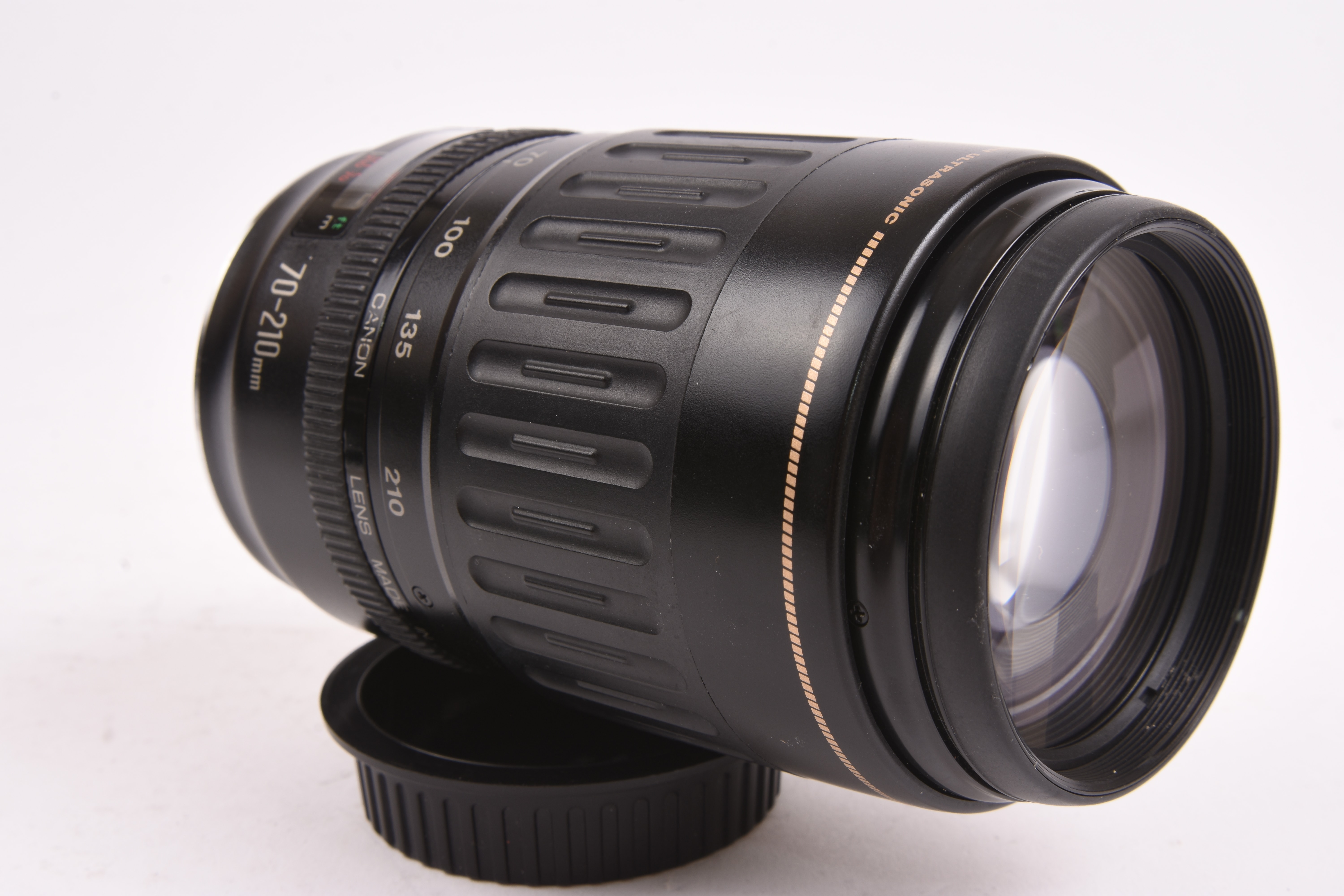 Canon 70-210mm f/4 Macro — image 3