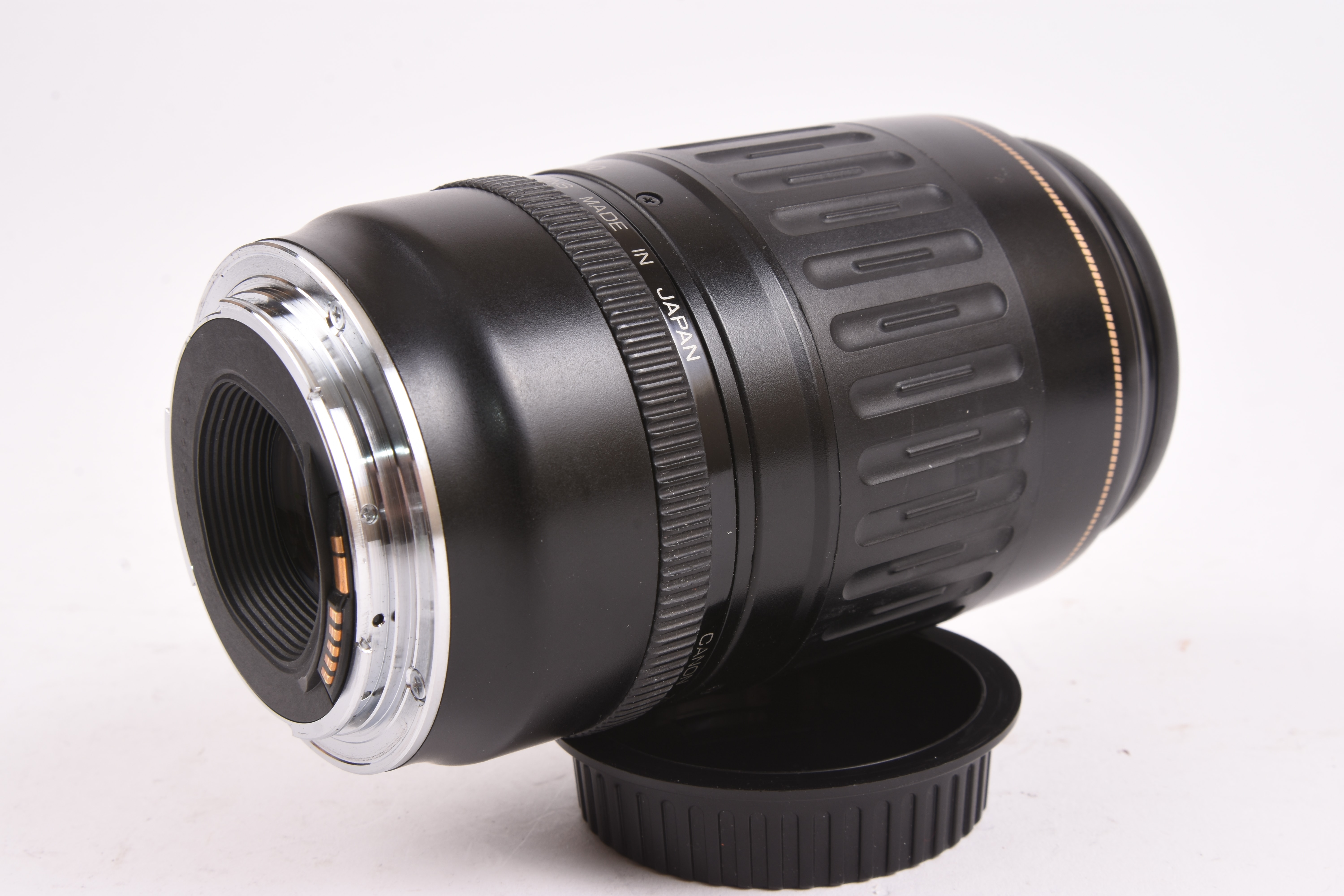 Canon 70-210mm f/4 Macro — image 4