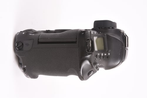 thumbnail-2 for Canon EOS 1DX II Body