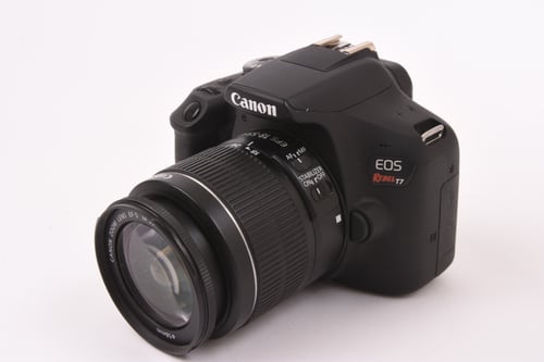 Canon Rebel T7 w/18-55mm
