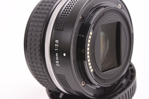 thumbnail-5 for Nikon Z 28mm f/2.8 SE
