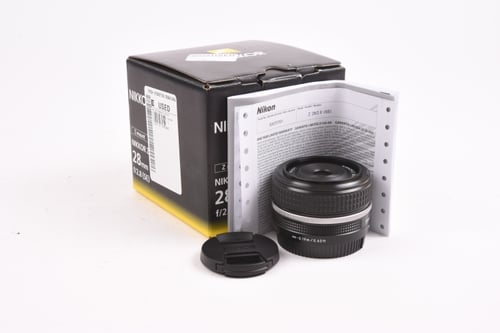 Nikon Z 28mm f/2.8 SE