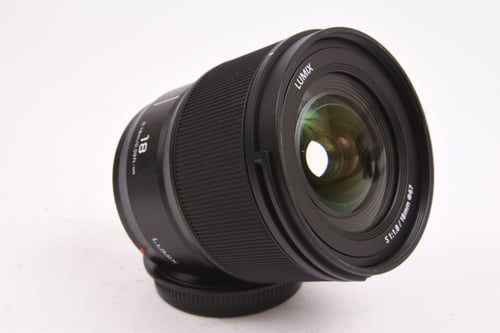thumbnail-2 for Panasonic L 18mm f/1.8 S