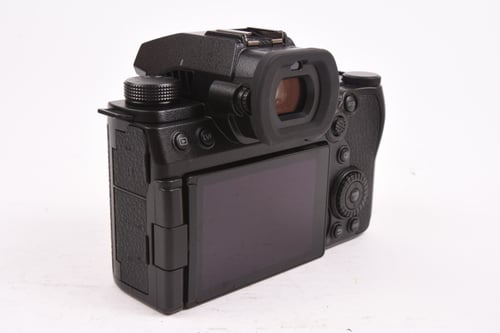 thumbnail-3 for Panasonic S5 IIX Body SC:N/A