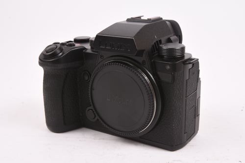 Panasonic S5 IIX Body SC:N/A