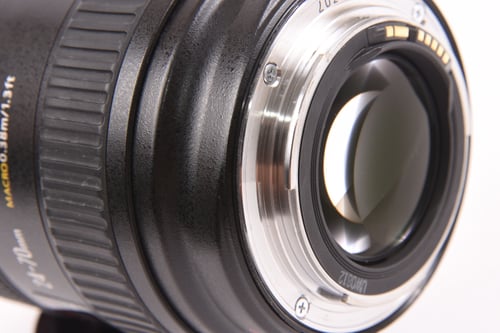 thumbnail-5 for Canon EF 24-70mm f/2.8 L