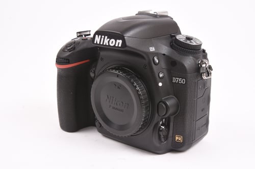 Nikon D750 w/Grip