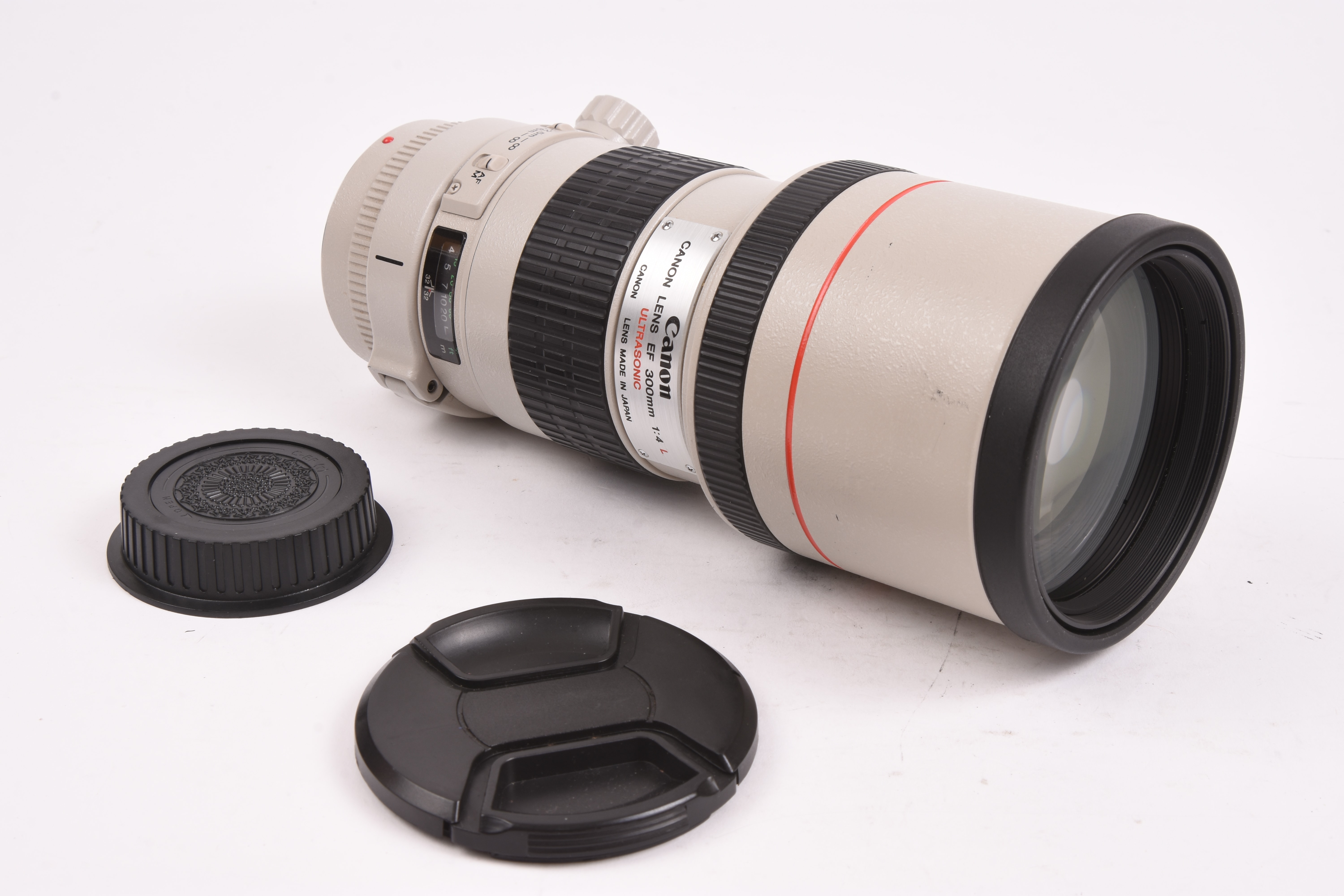 Canon EF 300mm f/4 L | GearFocus