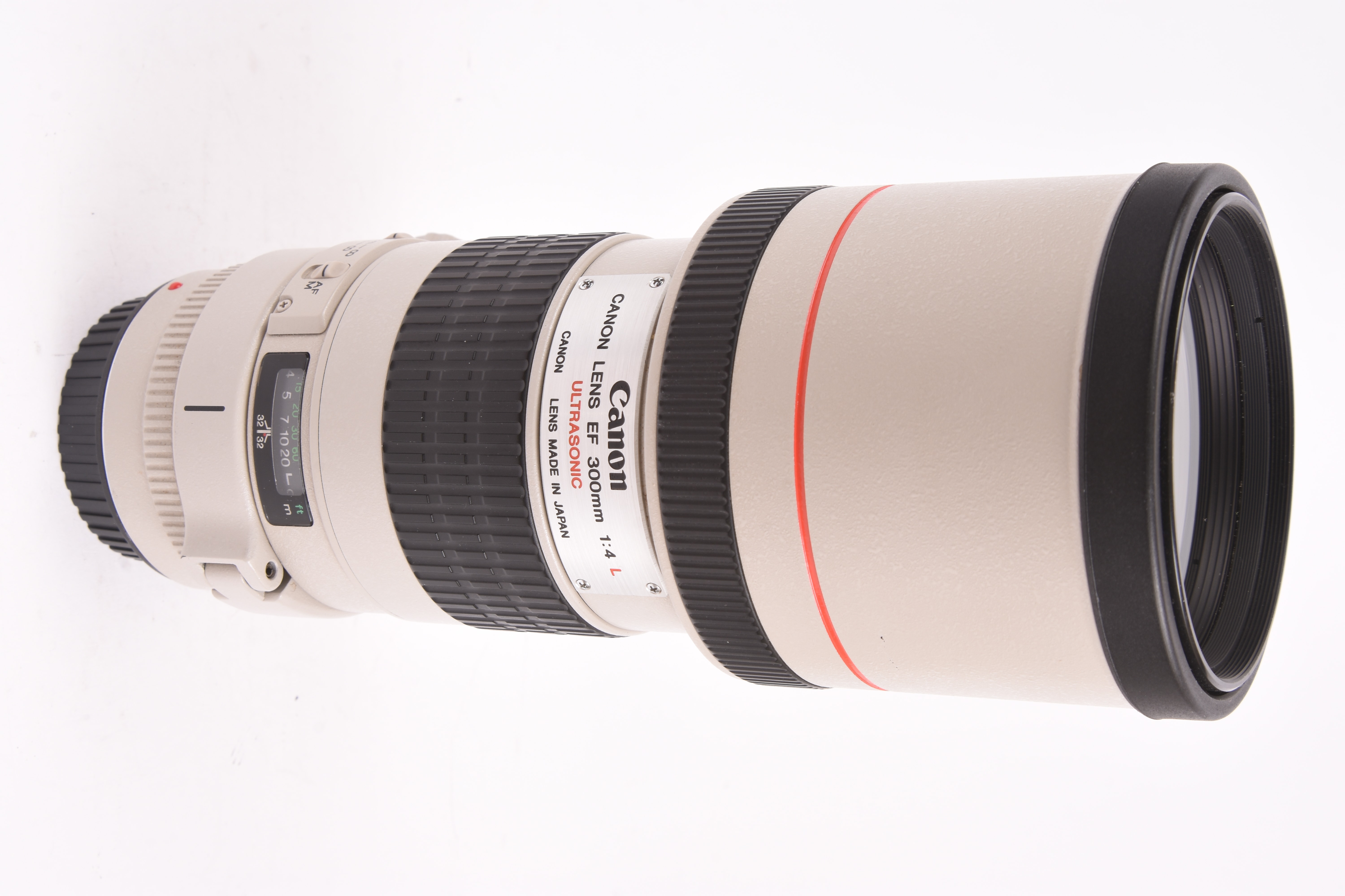 Canon EF 300mm f/4 L | GearFocus