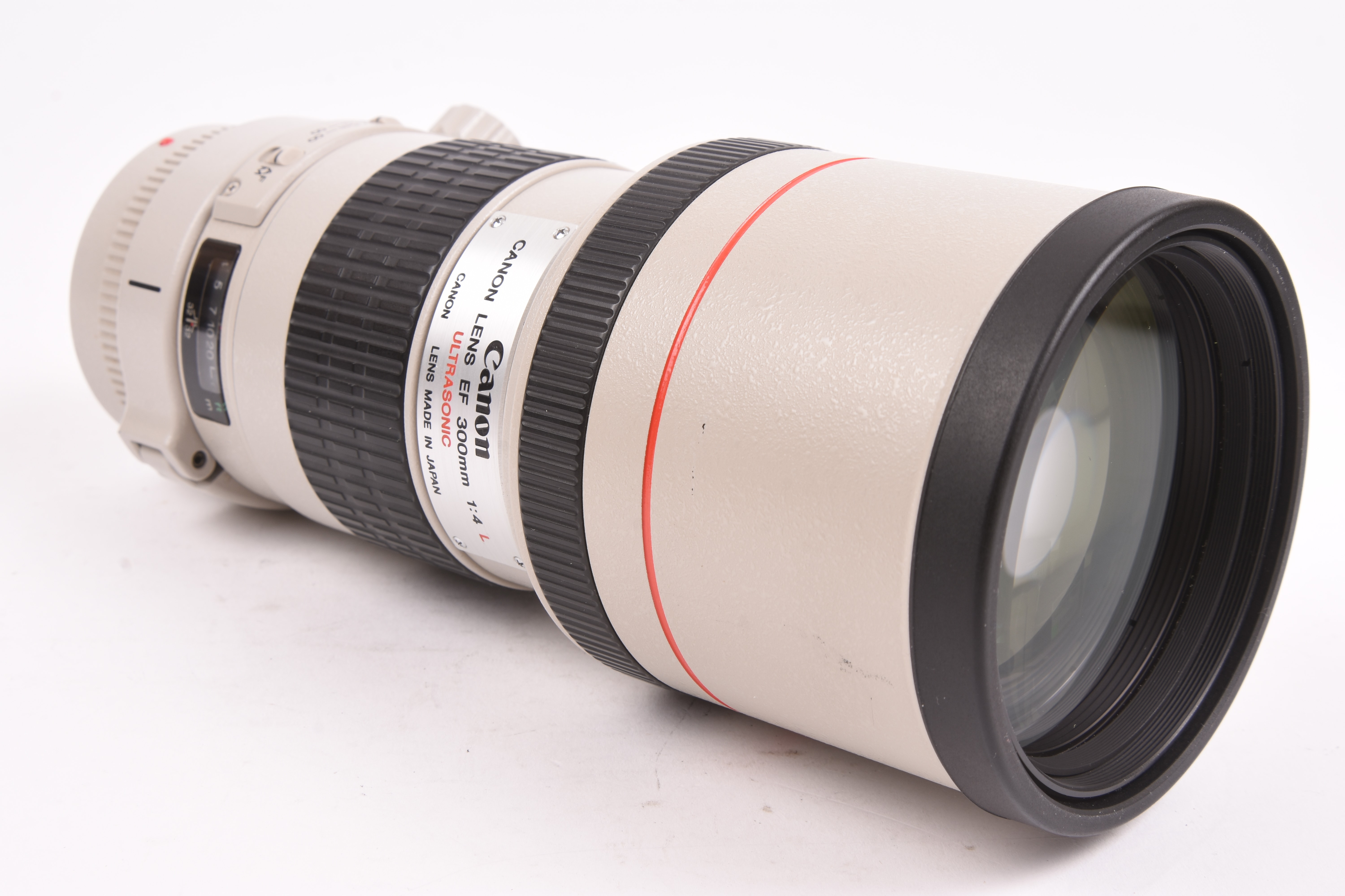 Canon EF 300mm f/4L IS USM — image 3