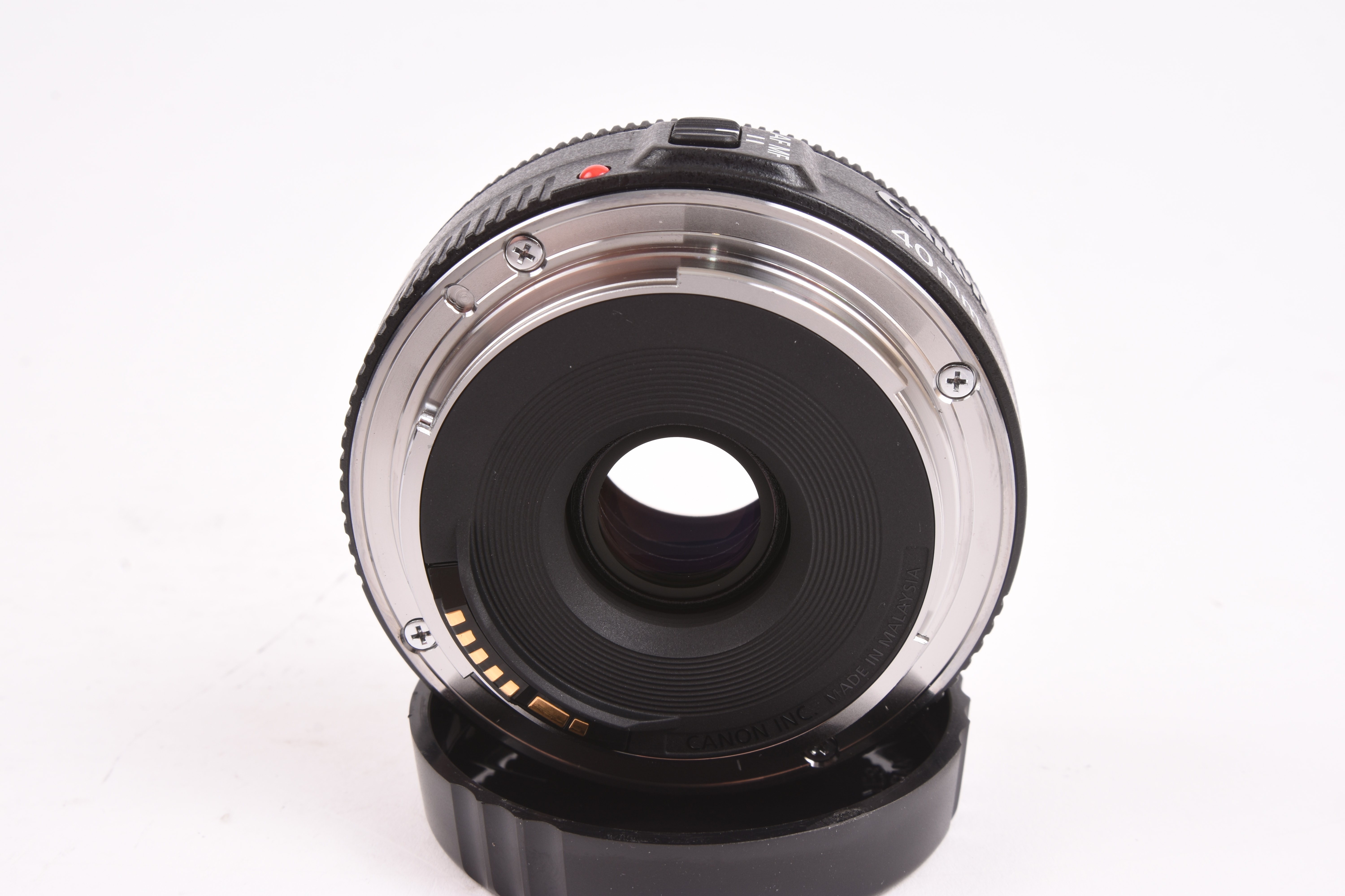 Canon EF 40mm f/2.8 STM | GearFocus
