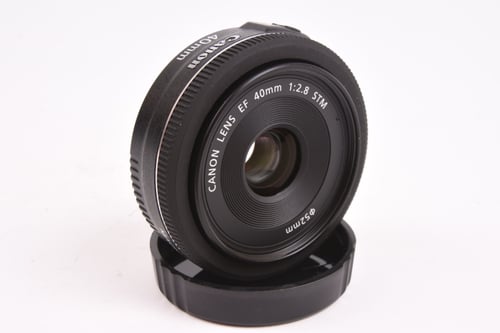 thumbnail-2 for Canon EF 40mm f/2.8 STM