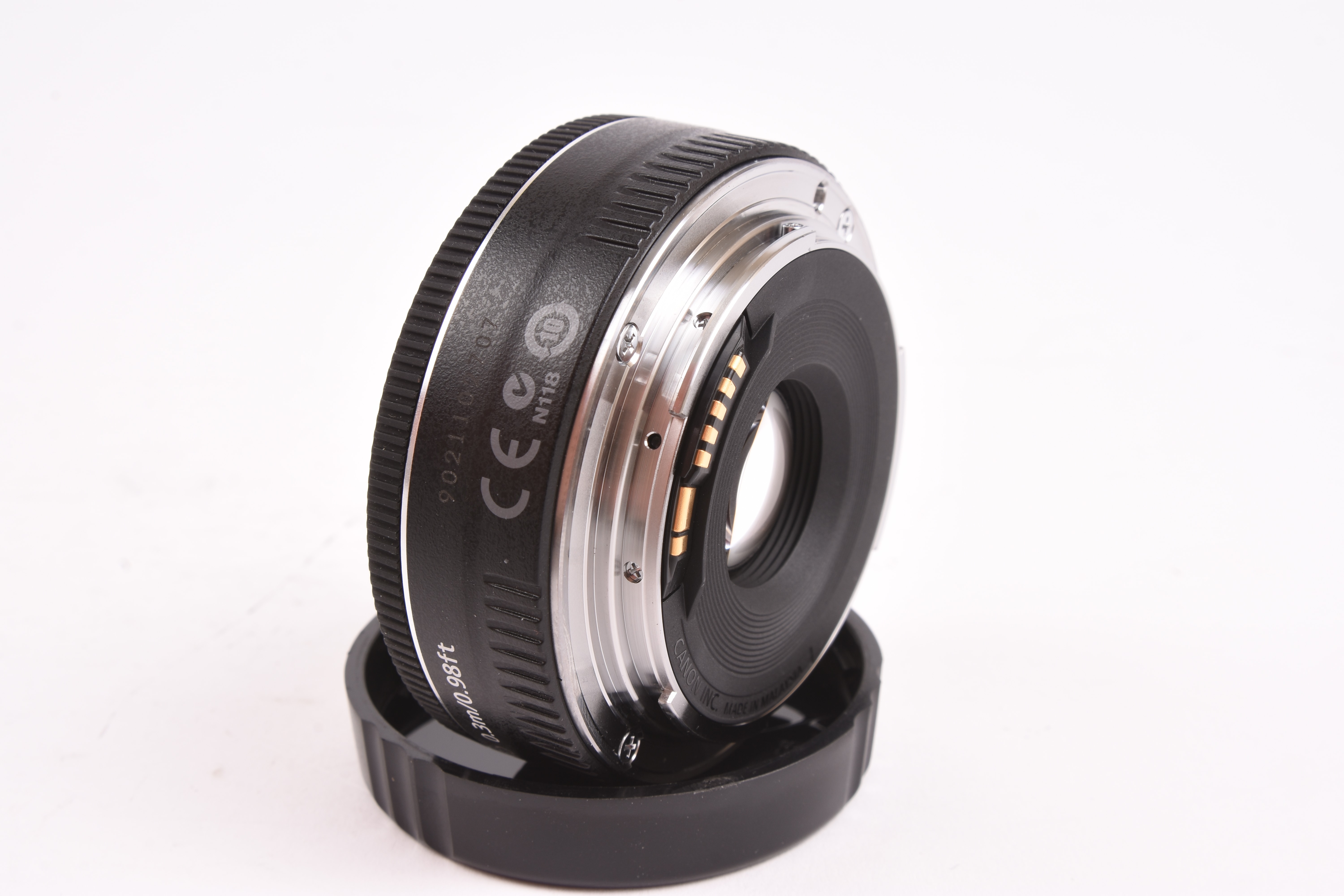 Canon EF 40mm f/2.8 STM | GearFocus