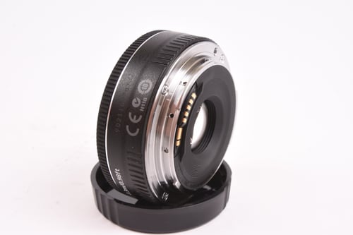thumbnail-4 for Canon EF 40mm f/2.8 STM