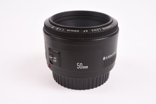Canon EF 50mm f/1.8 II