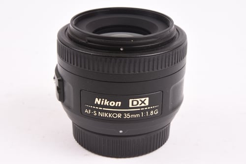Nikon AFS 35mm f/1.8 G DX