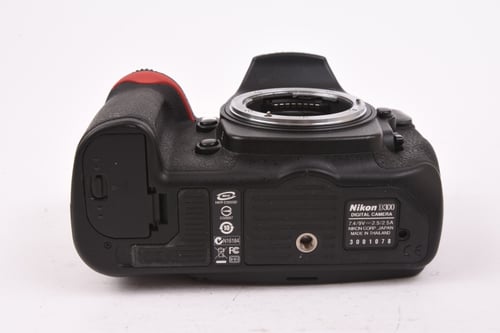 thumbnail-5 for Nikon D300 Body