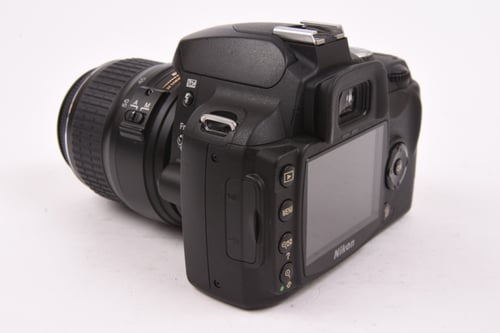 thumbnail-3 for Nikon D60 w/18-55mm