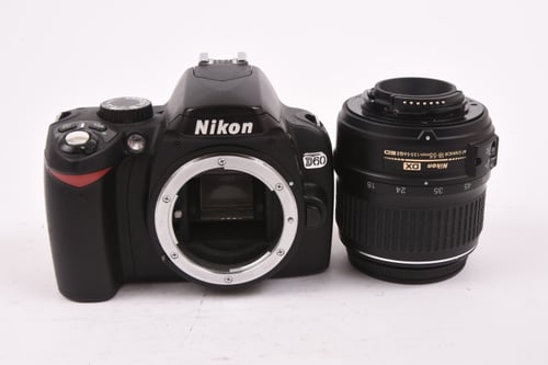 thumbnail-4 for Nikon D60 w/18-55mm