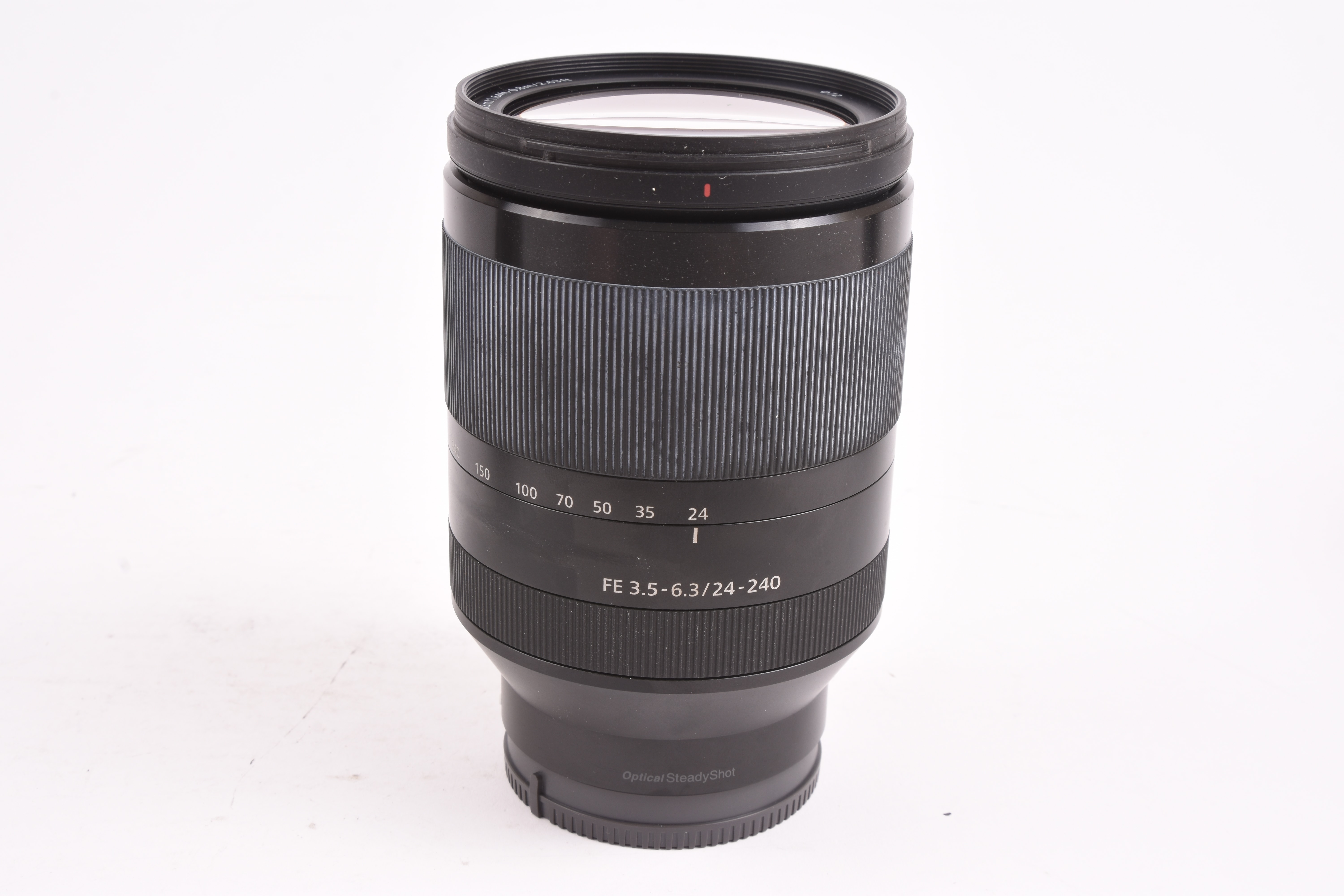 Sony FE 24-240mm f/3.5-6.3 OSS | GearFocus