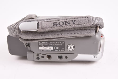 thumbnail-5 for Sony Handycam DCR-HC30