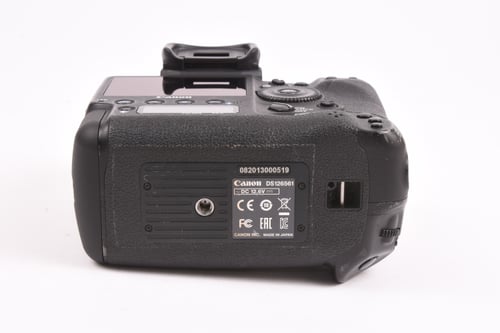 thumbnail-8 for Canon EOS 1DX II Body Shutter Count: 234k