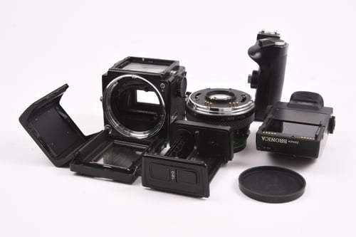 Bronica ETRS w/75mm/winder Grip/120 Back