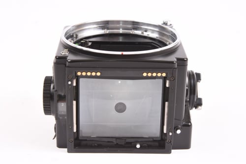 thumbnail-5 for Bronica ETRS w/75mm/winder Grip/120 Back