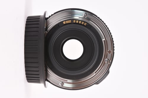 thumbnail-7 for Canon EFS 24mm f/2.8 STM