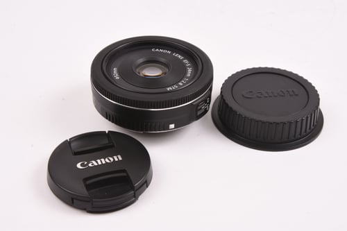 Canon EFS 24mm f/2.8 STM
