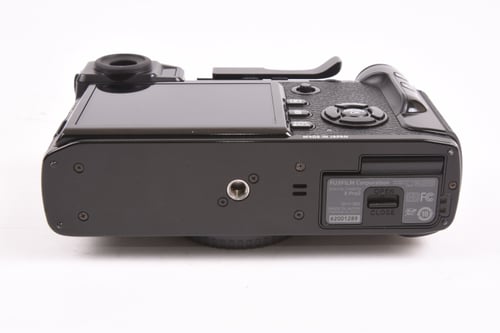 thumbnail-9 for Fujifilm X-Pro2 Body